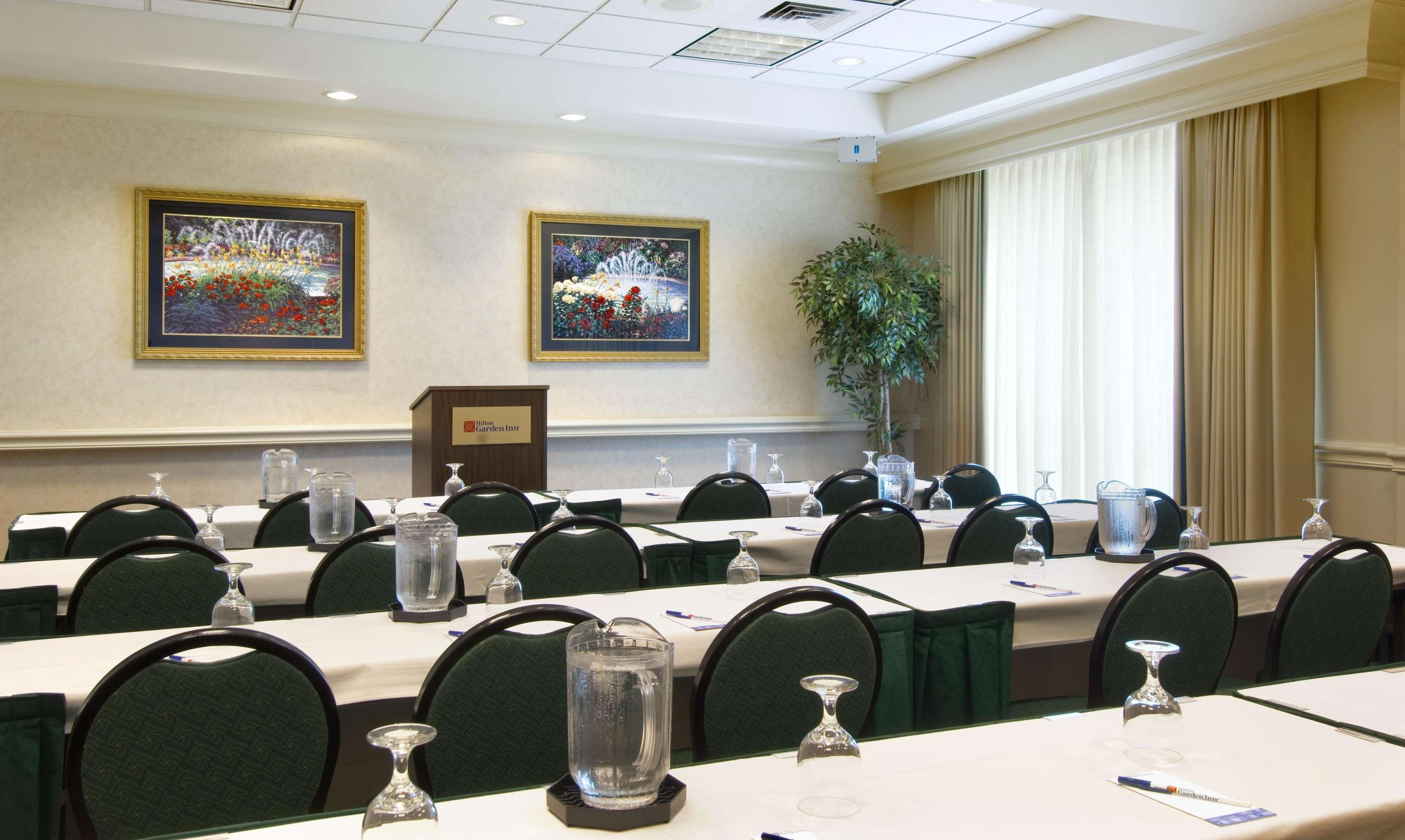 Hilton Garden Inn Tampa North Temple Terrace Facilities photo