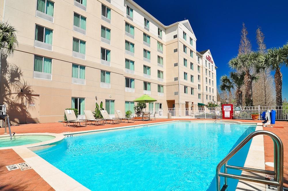 Hilton Garden Inn Tampa North Temple Terrace Exterior photo