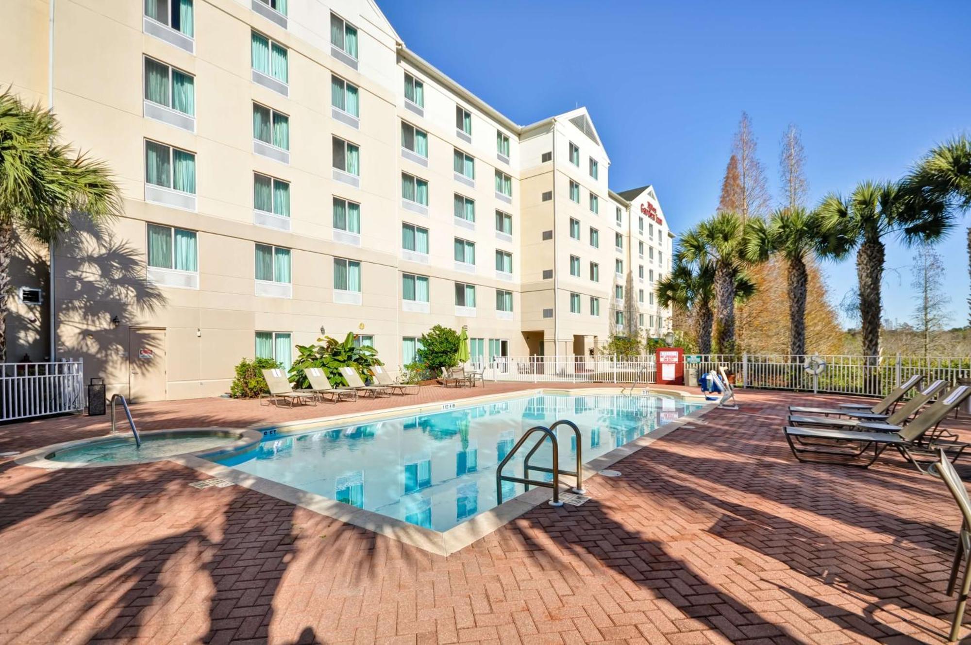Hilton Garden Inn Tampa North Temple Terrace Exterior photo